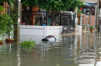 rua inundada