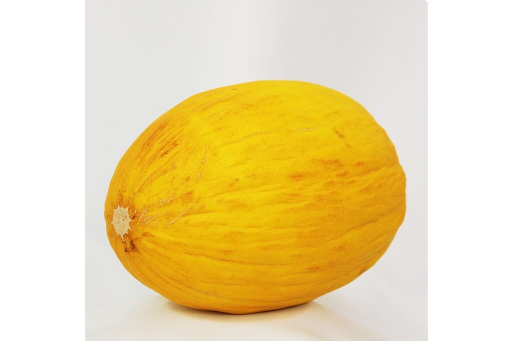 Melão inteiro.
