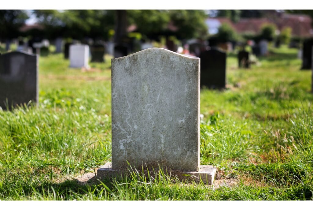 Destaque em um túmulo.