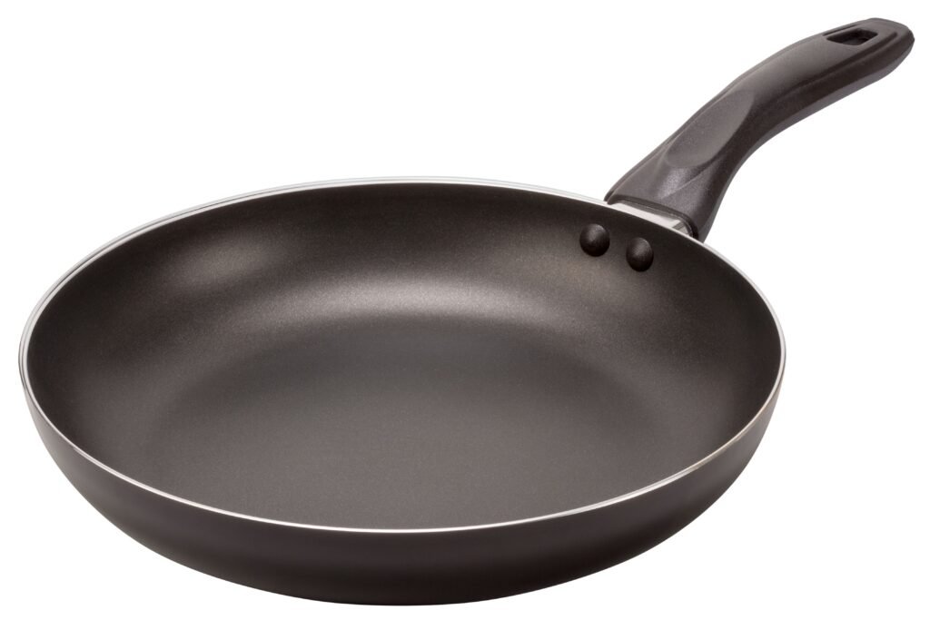 Frigideira em destaque.