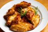 O que significa sonhar com carne de frango? Crua, frita, cozida e mais!
